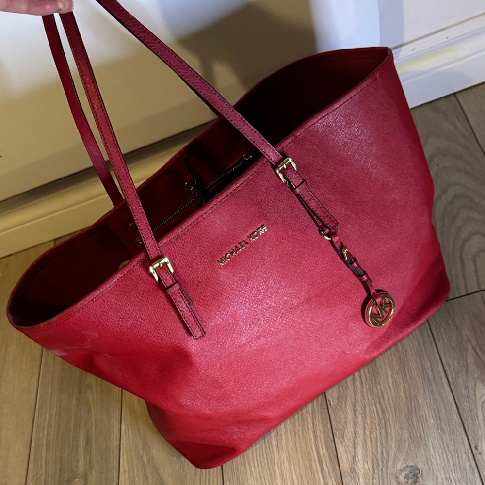 Michael Kors  Red shoulder Bag